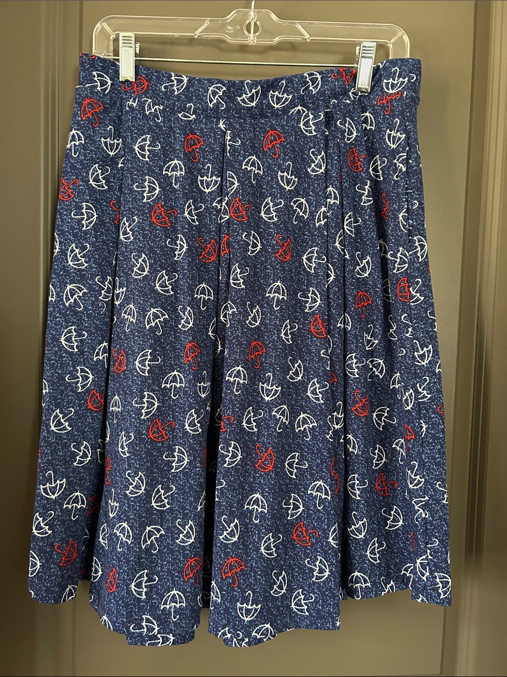 LuLaRoe Navy Umbrella Print Circle Skirt with Red & White Accents